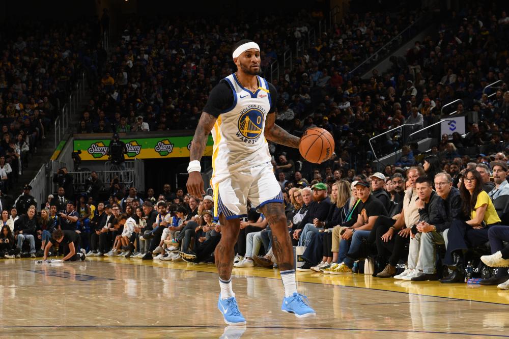 对国足的期 对国足的期