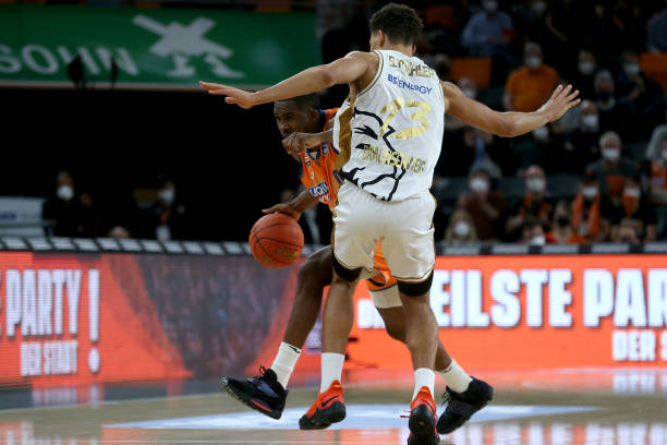 战术亮点 战术亮点