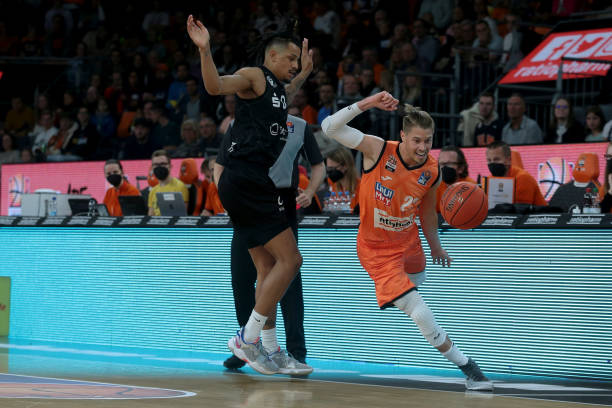 这笔转会对 这笔转会对